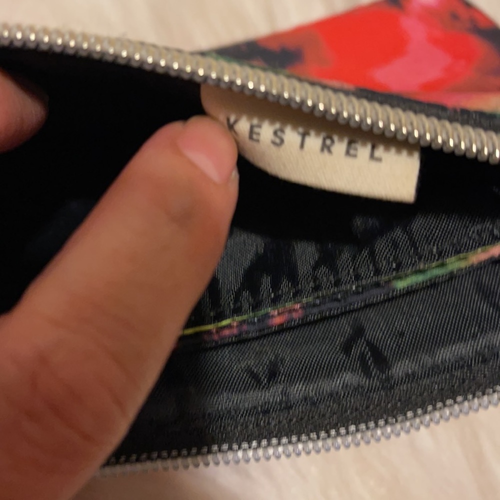 KESTREL COSMETICS BAG - Picture 4 of 4